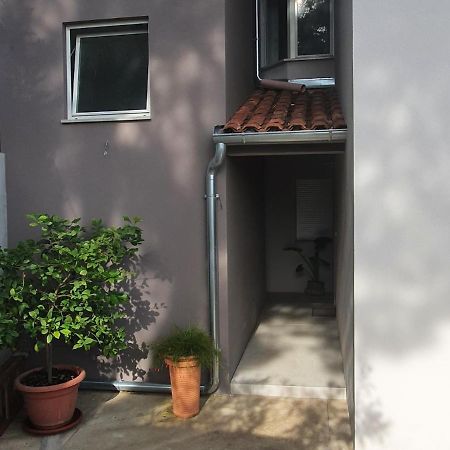 Apartman Tika Pula Exteriör bild