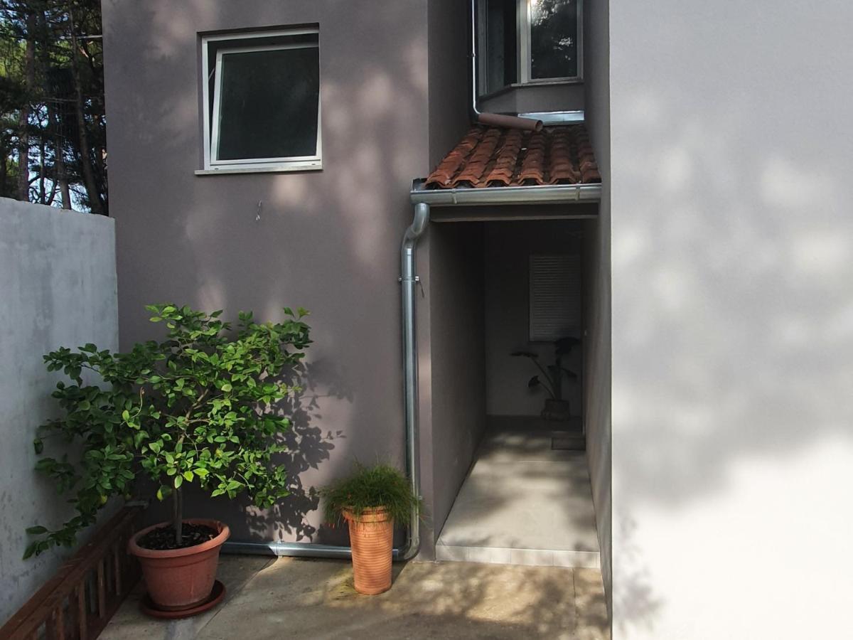 Apartman Tika Pula Exteriör bild