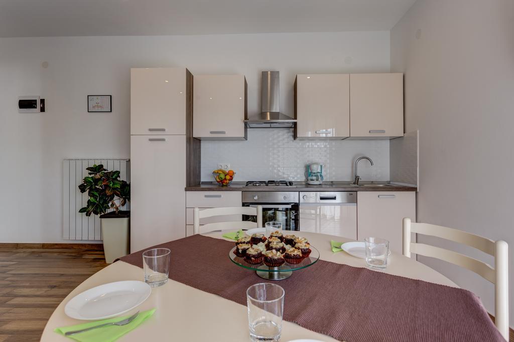 Apartman Tika Pula Exteriör bild